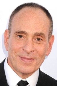 الممثل Nestor Serrano