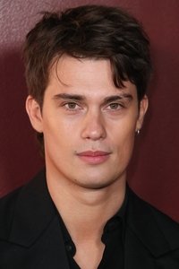 الممثل Nicholas Galitzine
