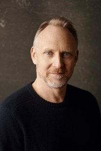 المخرج Nicholas Tomnay