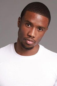 الممثل Nigel Jones