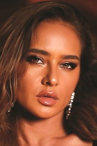 الممثل Nilli Karim