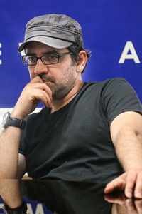 المخرج Nima Javidi