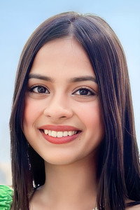 الممثل Nitanshi Goel