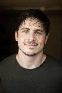 الممثل Noah Kershisnik