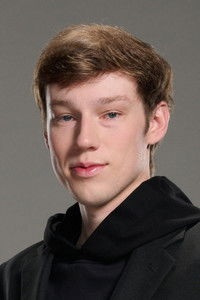 الممثل Nolan Hansen