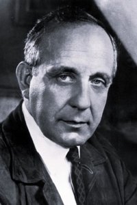 الممثل O.E. Hasse