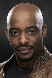 الممثل Oliver Alvin-Wilson