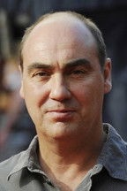 المخرج Oliver Parker