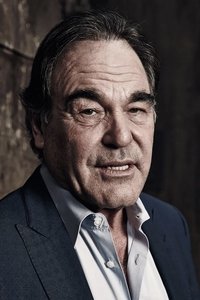 المخرج Oliver Stone