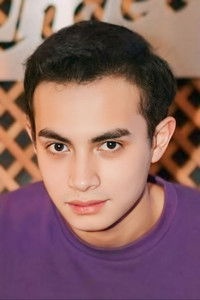 الممثل Omara N. Esteghlal