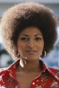 الممثل Pam Grier