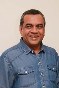 الممثل Paresh Rawal