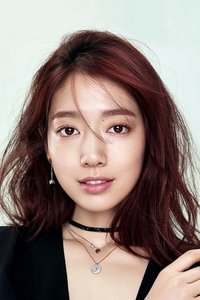 الممثل Park Shin-hye