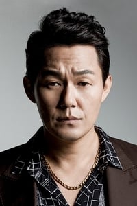 الممثل Park Sung-woong