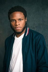 الممثل Patrick Bayele