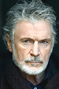 الممثل Patrick Bergin
