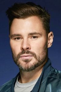 الممثل Patrick John Flueger