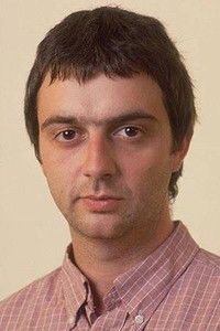 الممثل Paul McGuigan