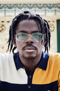 الممثل Pauli The PSM