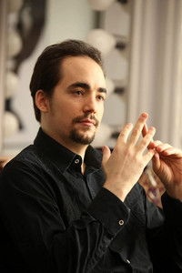 المخرج Peter Joseph