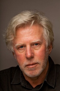 الممثل Phil Davis