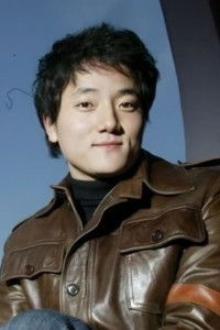 المخرج Pil Gam-Sung