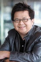 المخرج Prachya Pinkaew