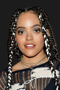 الممثل Quintessa Swindell