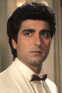الممثل Raj Babbar