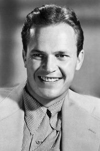 الممثل Ralph Meeker