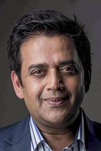 الممثل Ravi Kishan