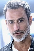 المخرج Raz Degan