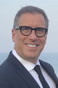 المخرج Richard LaGravenese