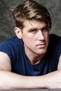 الممثل Riley Nottingham