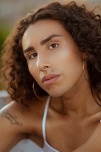 الممثل River Gallo