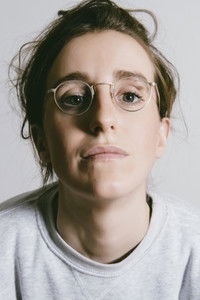 الممثل Robby Hoffman