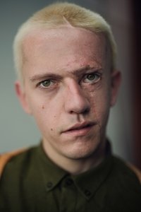 الممثل Robert Rhodes