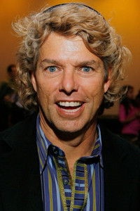 المخرج Robert Vince