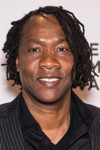 المخرج Roger Ross Williams