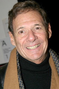 الممثل Ron Leibman