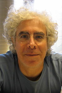 المخرج Ron Mann