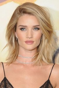 الممثل Rosie Huntington-Whiteley