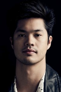 الممثل Ross Butler