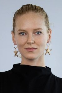 الممثل Rosy McEwen