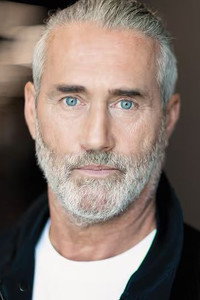 الممثل Roy Dupuis