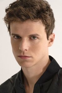 الممثل Ruairi O'Connor