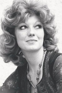 الممثل Rula Lenska