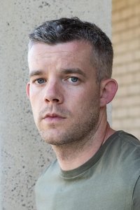 الممثل Russell Tovey