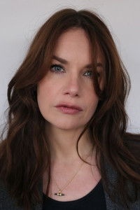الممثل Ruth Wilson
