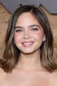 الممثل Ryan Kiera Armstrong